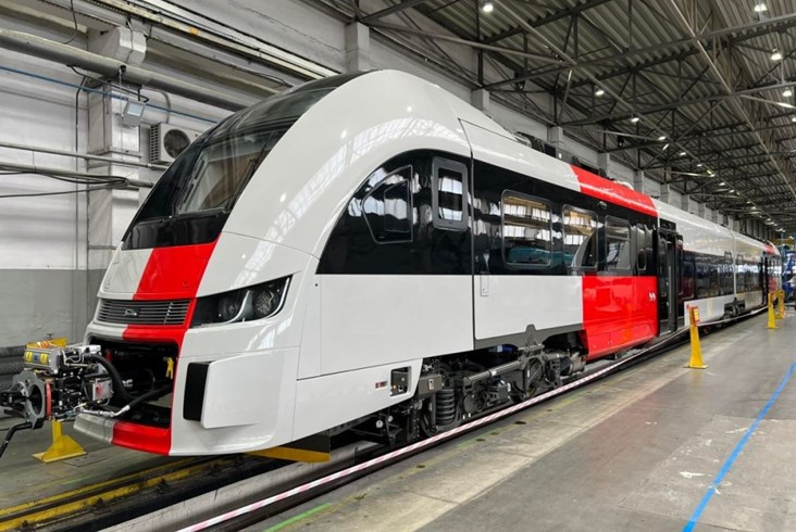 Tak wygląda Pesa RegioFox do obsługi Pragi [zdjęcia]