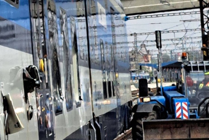 Wypadek z udziałem pociągu Pesy w Czechach [zdjęcia]