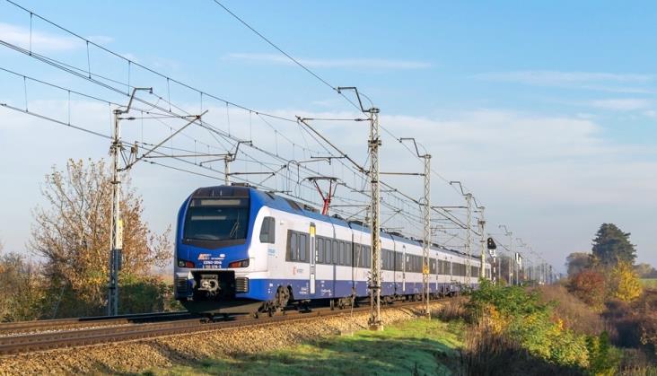 Jest umowa na naprawę powypadkową Flirta PKP IC