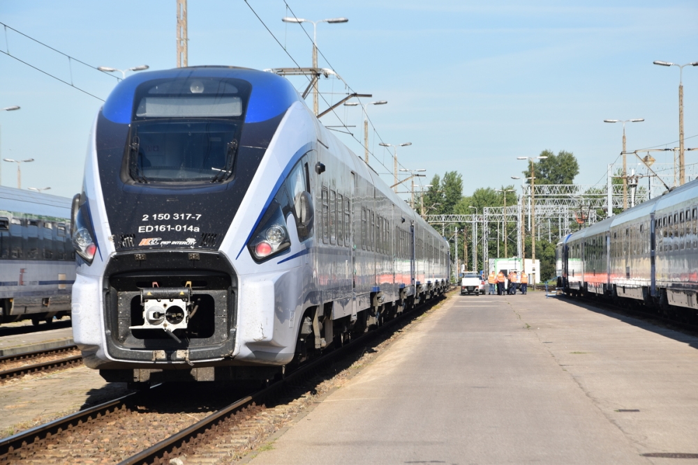 Będą 4 pary sprinterów PKP Intercity z Bydgoszczy do Warszawy