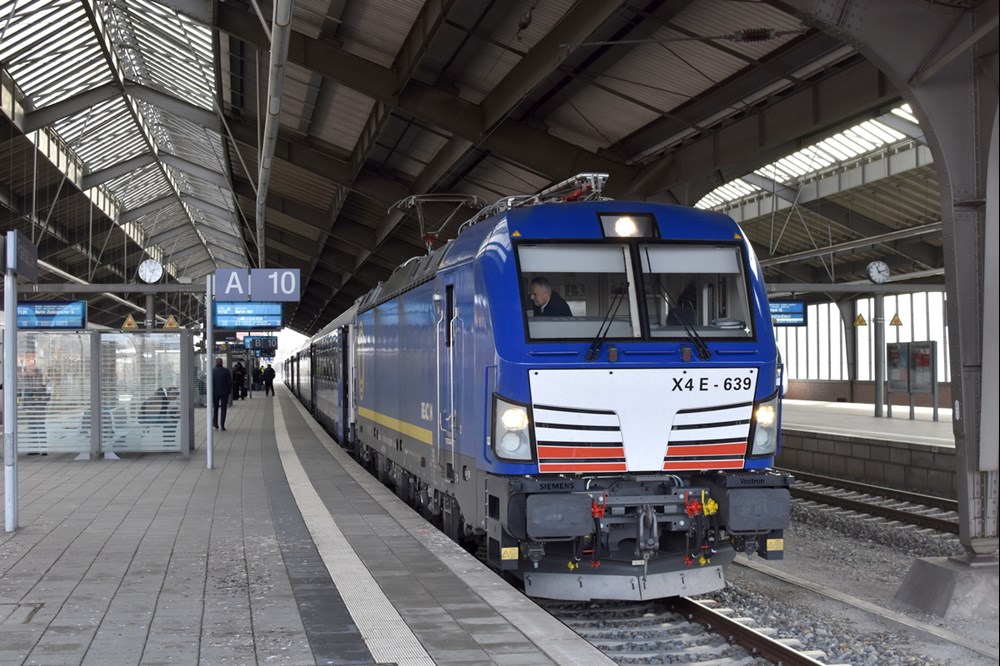 Pociągi PKP Intercity do Berlina w Niemczech znowu stały się autobusami