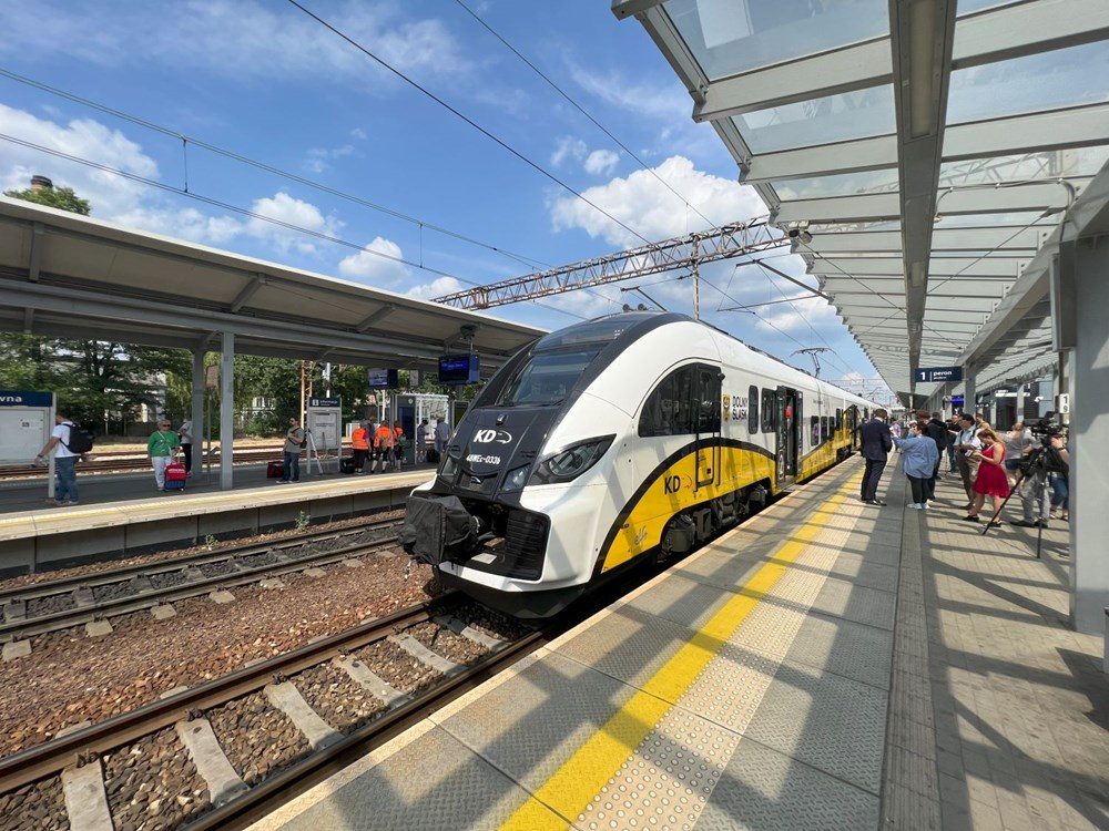 Koleje Dolnośląskie kupiły kolejne Elfy 2 z PESA Bydgoszcz