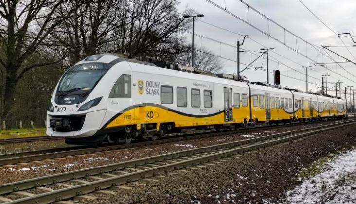 Koleje Dolnośląskie kupują pociągi elektryczno-wodorowe lub elektryczno-bateryjne