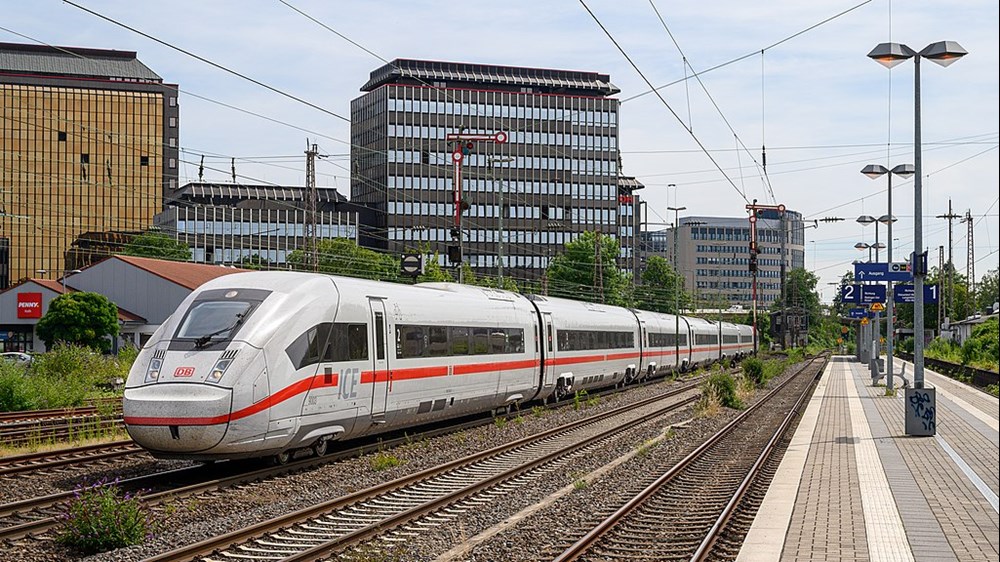 44 godziny za 44 euro. Deutsche Bahn z promocją na pociągi ICE dla młodych