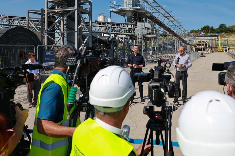 Nasza Kolej premiera Tuska. "Polska kolej ma być wzorem do naśladowania"