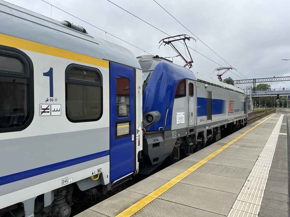 UTK: Rekordowy lipiec na kolei