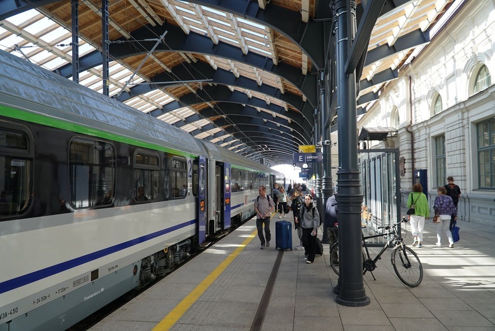 Linia 6: Kiedy przyspieszenie do 200 km/h? Nie wiadomo