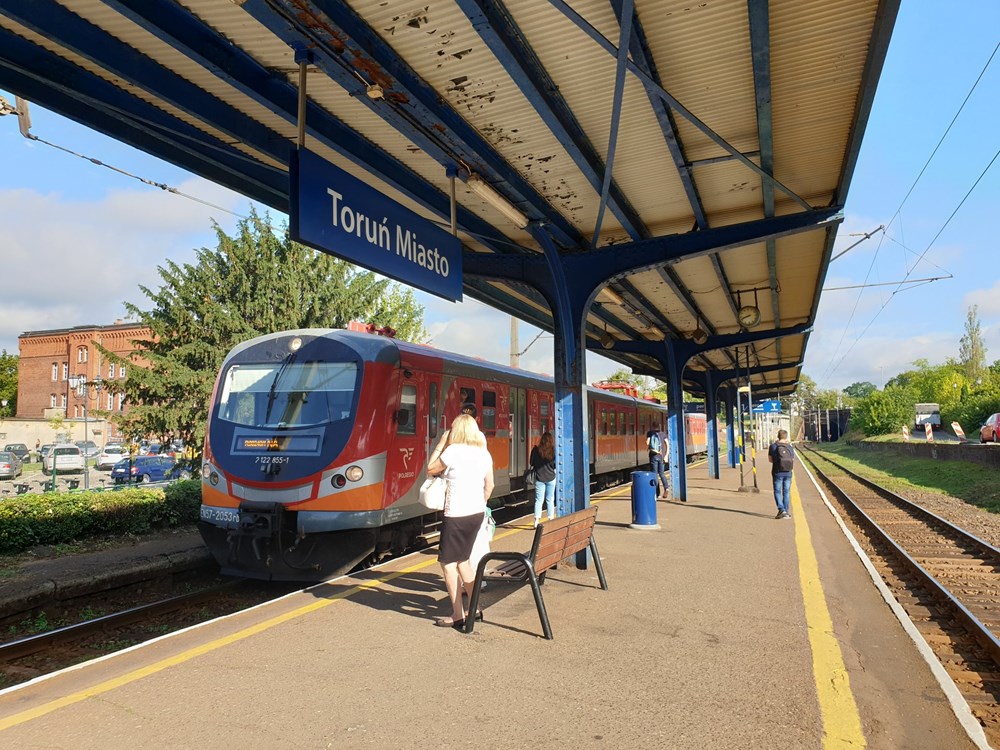 Więcej pociągów z Torunia do Kutna i Łodzi