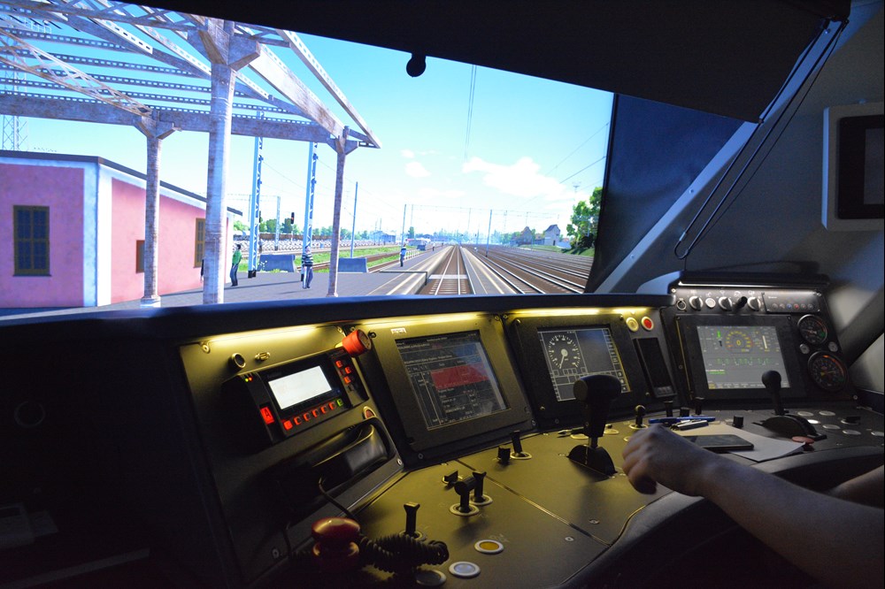 Wylicytuj przejazd w symulatorze pociągu Kolei Dolnośląskich