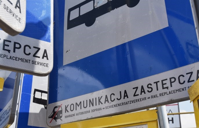Dlaczego Podkarpacie nie uruchomiło autobusów zastępczych do Ustrzyk Dolnych?