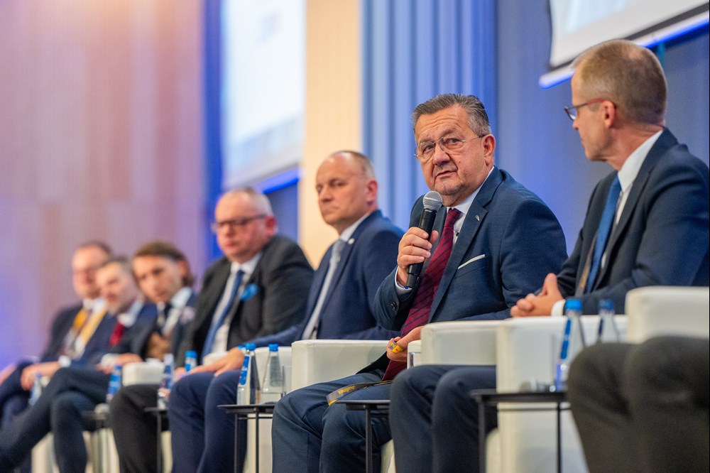 Krzysztof Zdziarski, Pesa: Mamy rozbudowany portfel i interesujące zamówienia