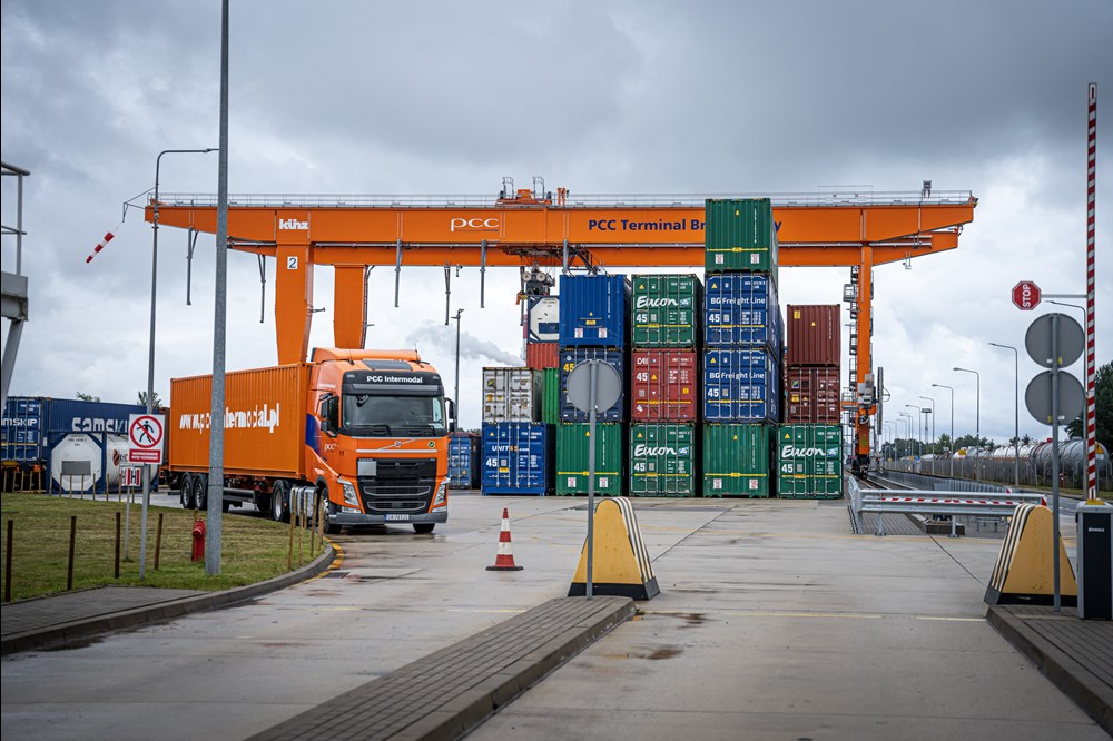 UTK: Intermodal w trzech kwartałach 2025 r. – rośnie wolumen, spada praca przewozowa