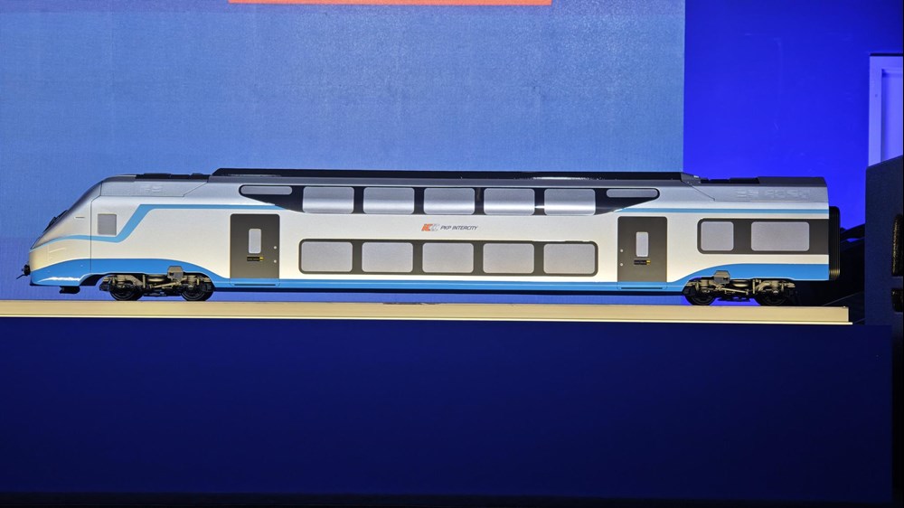 Alstom pokazał model piętrusa dla PKP Intercity!