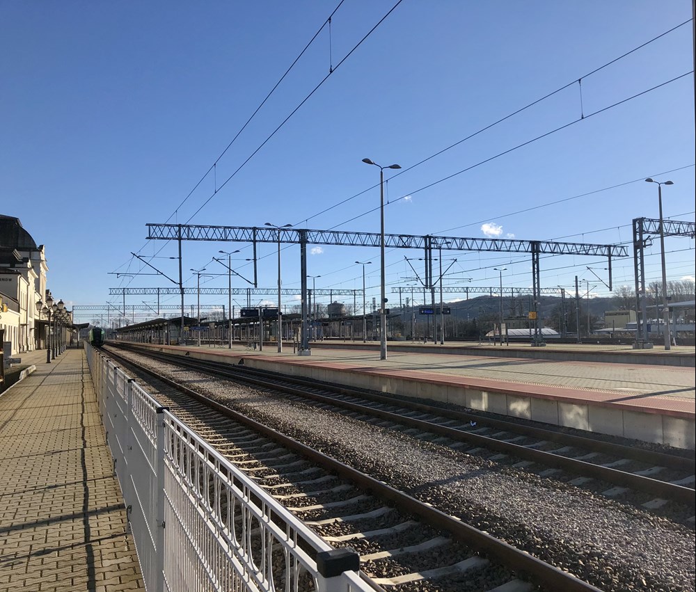 Małopolskie: Linia Tarnów – Szczucin powinna zostać wydłużona do Buska-Zdroju