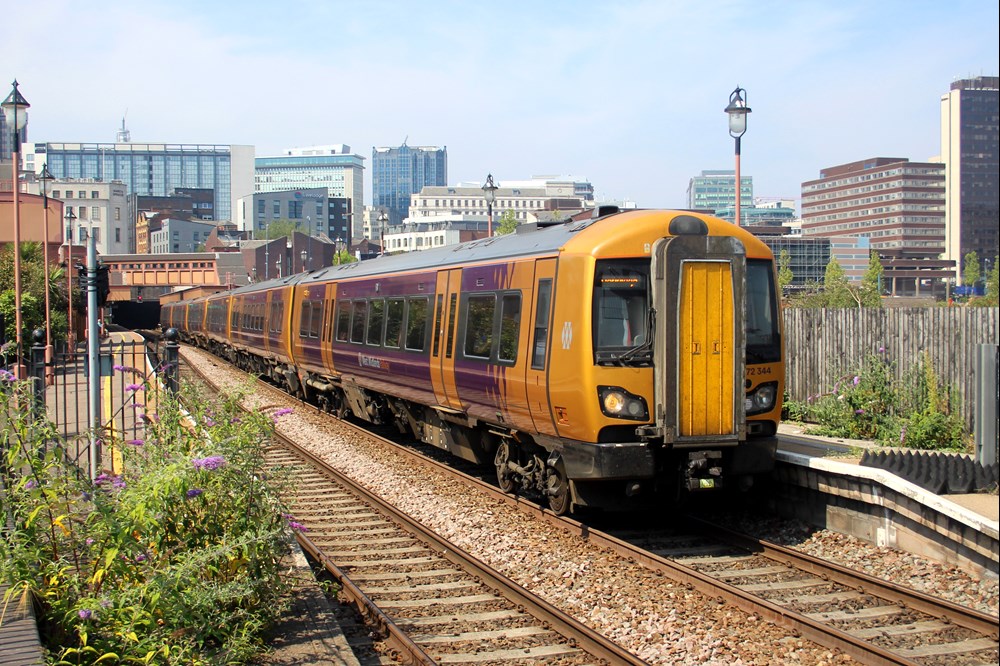 Wielka Brytania nacjonalizuje kolejnego przewoźnika kolejowego