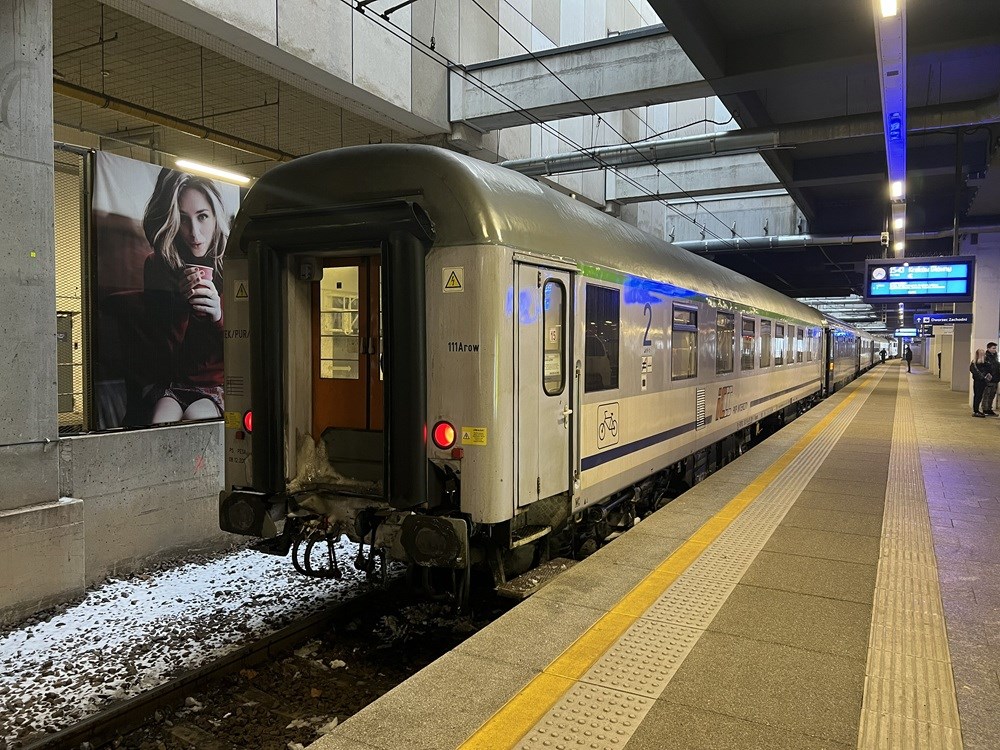 PKP Intercity: Kolejny rekord przewozów i znaczny spadek punktualności