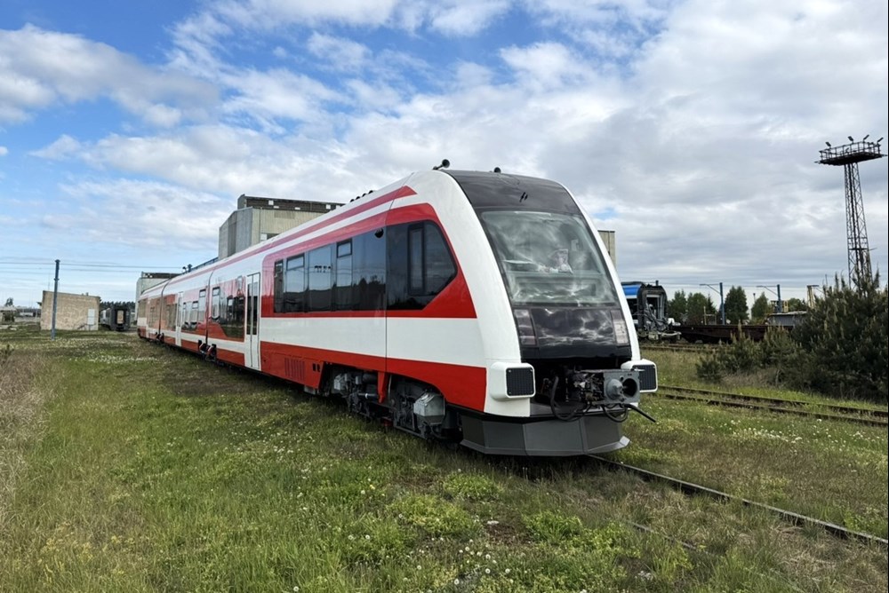 Koleje Wielkopolskie: Przybyło taboru, połączeń i podróżnych