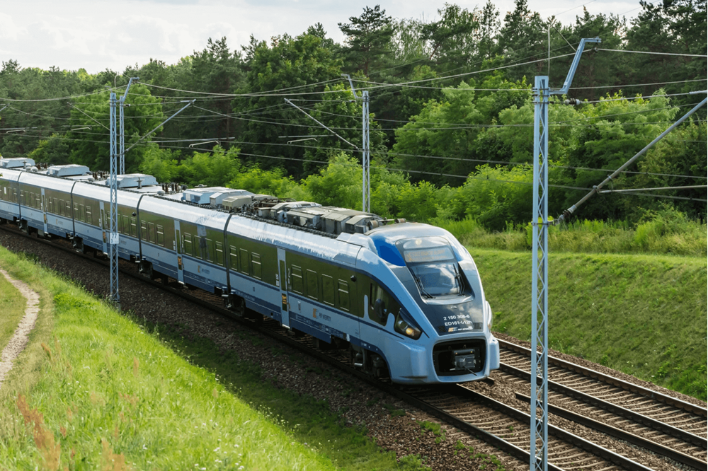 Start pociągów Warszawa – Łomża później, ale będzie ich więcej