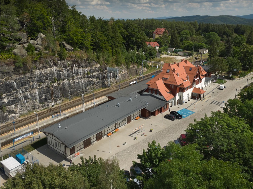 PKP S.A.: Pasażerowie coraz bardziej zadowoleni z naszych dworców