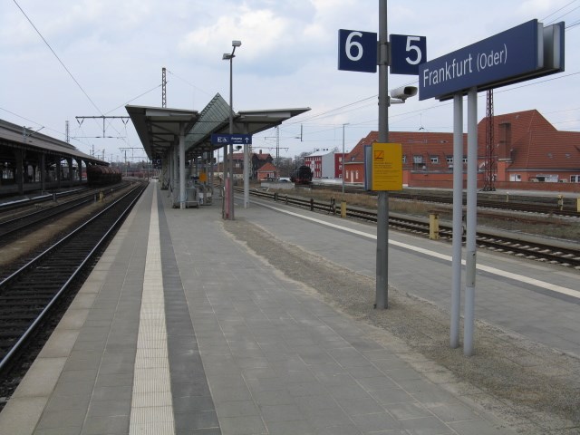 Polska – Niemcy: Pociągi wciąż przystają przy granicy we Frankfurcie