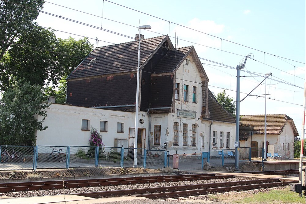 PKP SA z ofertami na remont dworca Korzeńsko