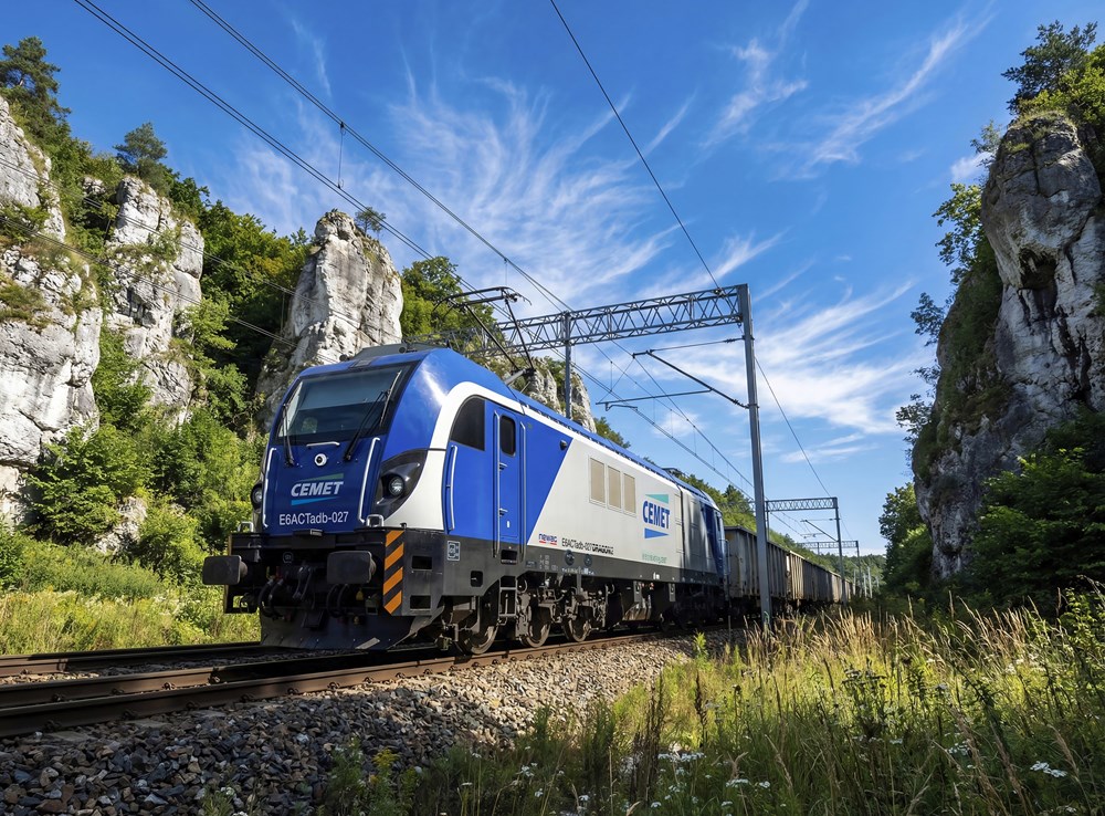 CEMET kupuje kolejne Dragony Newagu