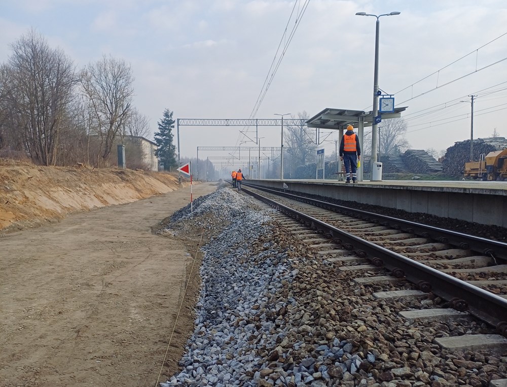 PKP PLK zbuduje dodatkowy tor na stacji Rozprza na linii nr 1