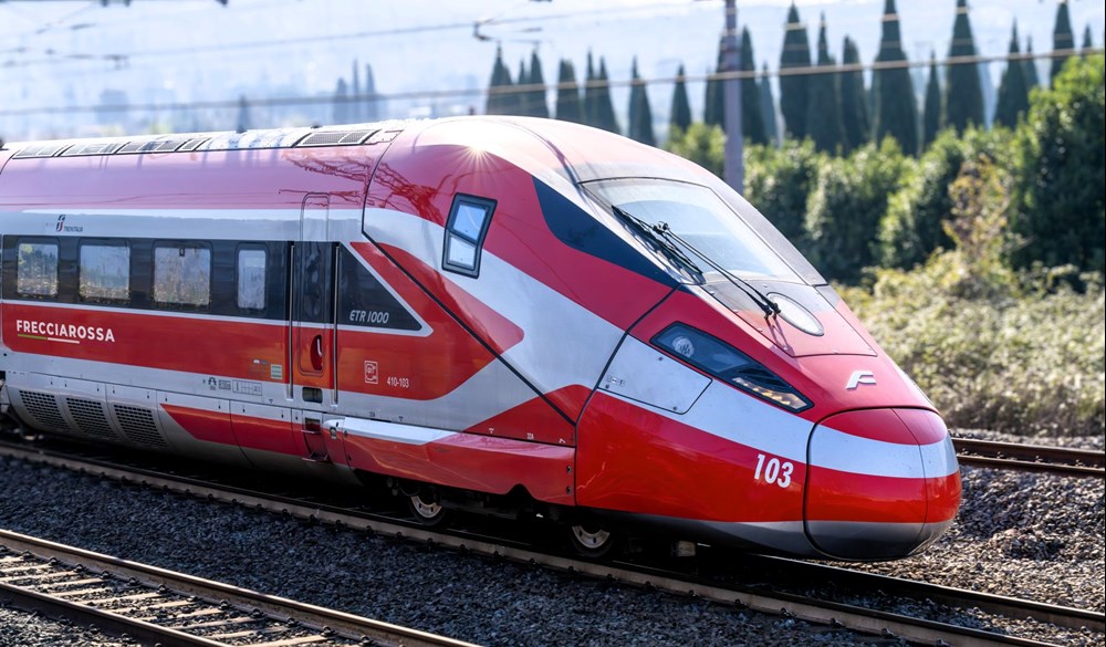 Trenitalia rozszerza swoją flotę Frecciarossa i zamawia kolejne pociągi KDP od Hitachi