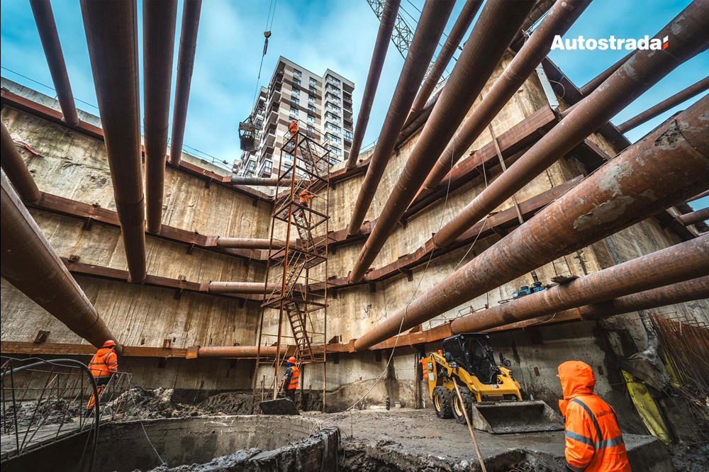Metro jako system bezpieczeństwa. Doświadczenia z Kijowa i rola polskich technologii