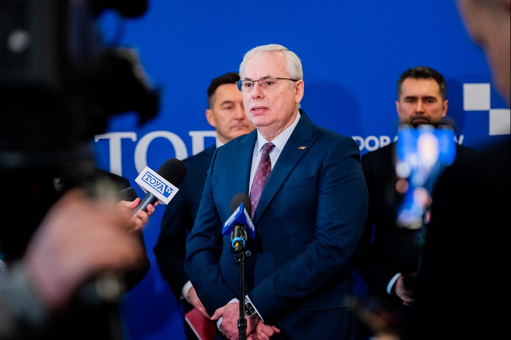 Malinowski, PKP IC: Tabor musi nadążać za liczbą pasażerów. Pociągi kupujemy w Polsce