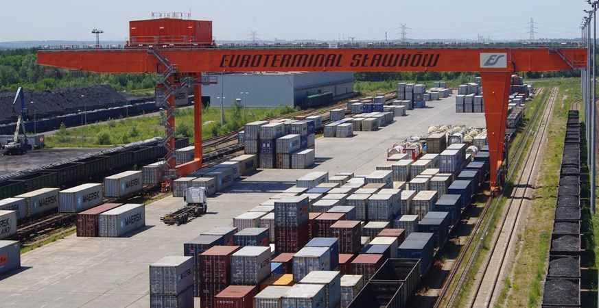 PKP Cargo sprzedaje udziały w kolejnej spółce