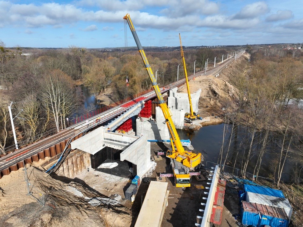 Linia 202. Dwa tory od Słupska do Lęborka później. Przez zimę