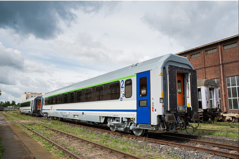 PKP Intercity i FPS. 81 wagonów ciągle bez kompletu dopuszczeń
