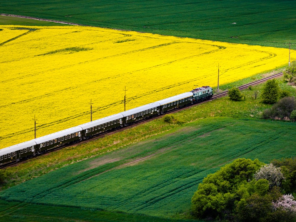 PKP Intercity dokłada kursy Nieśpiesznego. Dokąd?