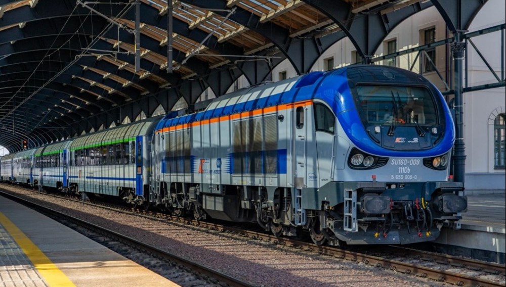 PKP Intercity. Tylko jedna oferta na szybką lokomotywę spalinową