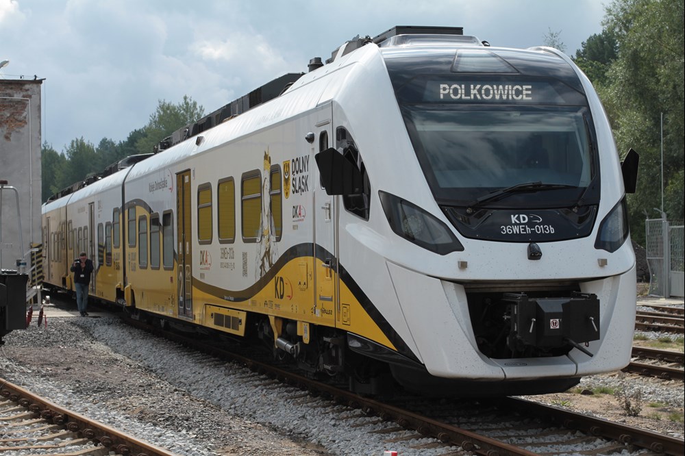 Co da pasażerom Zintegrowana Sieć Kolejowa?