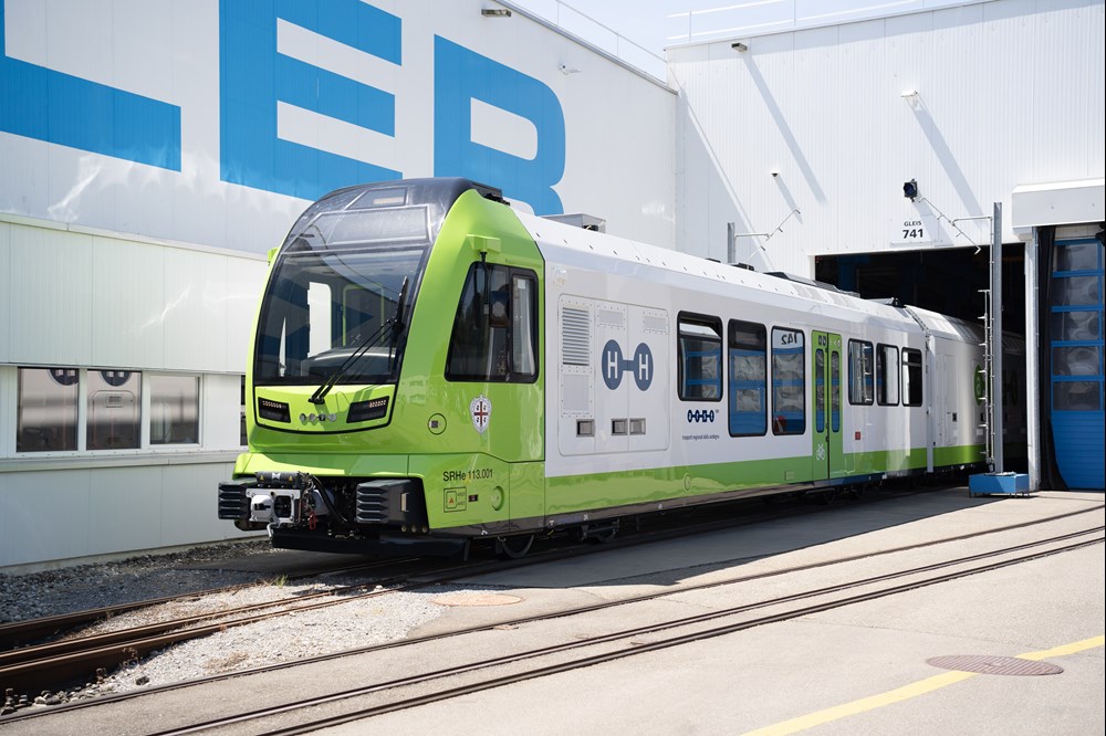 Stadler pokazuje pierwszy wąskotorowy pociąg na wodór