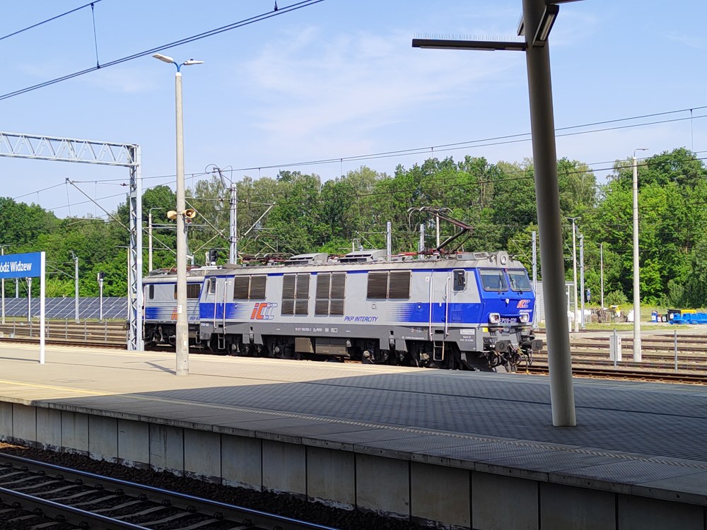 Wielkie honorowanie biletów. PKP Intercity, POLREGIO, KM i ŁKA