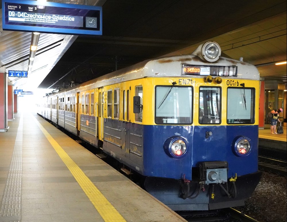 POLREGIO. EN71-001 wraca na szlak. Z GSM-R