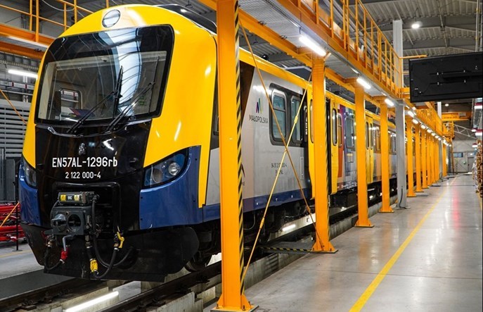 Sucha Beskidzka – Żywiec: 11 par kursów obsługiwanych EN57