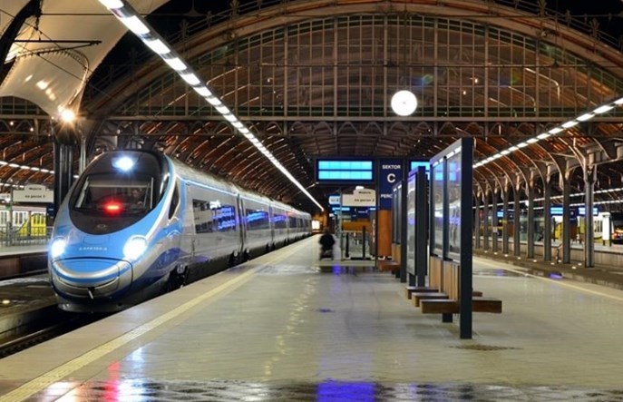 PKP Intercity: Jakie mają być nowe komercyjne pociągi Warszawa – Wrocław?