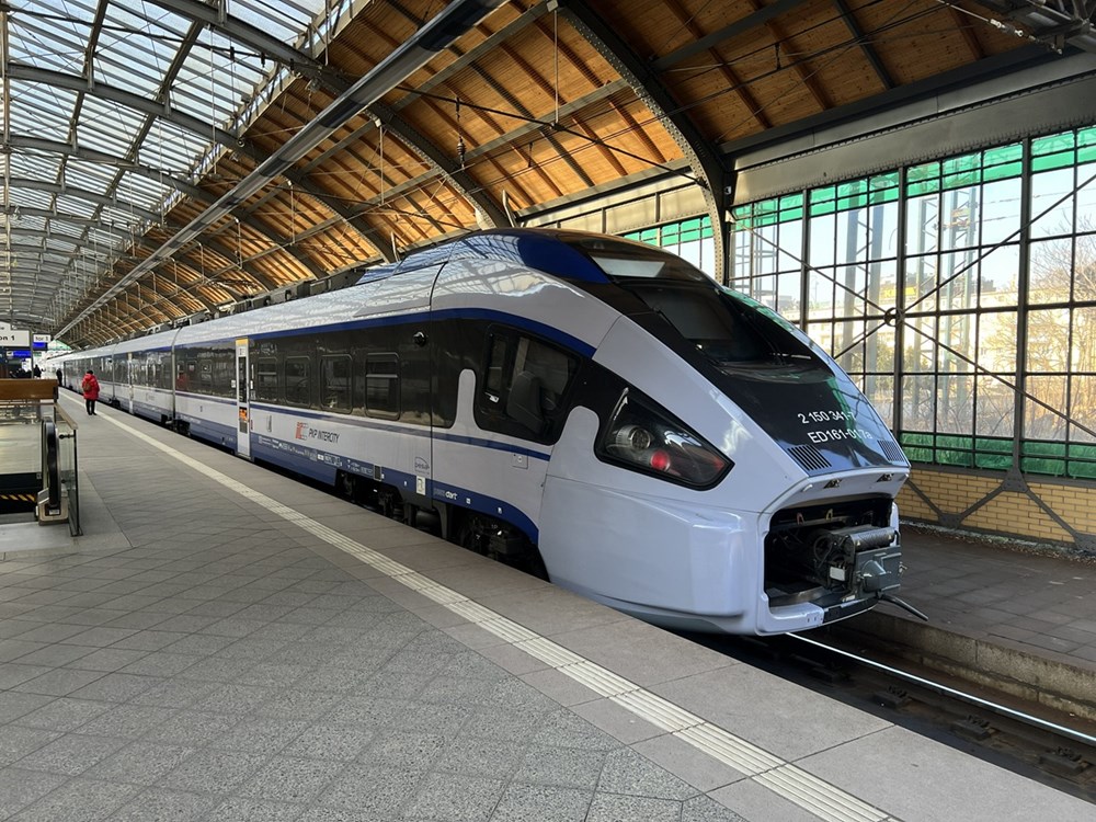 PKP Intercity i PESA. niedługo więcej Dartów w ruchu
