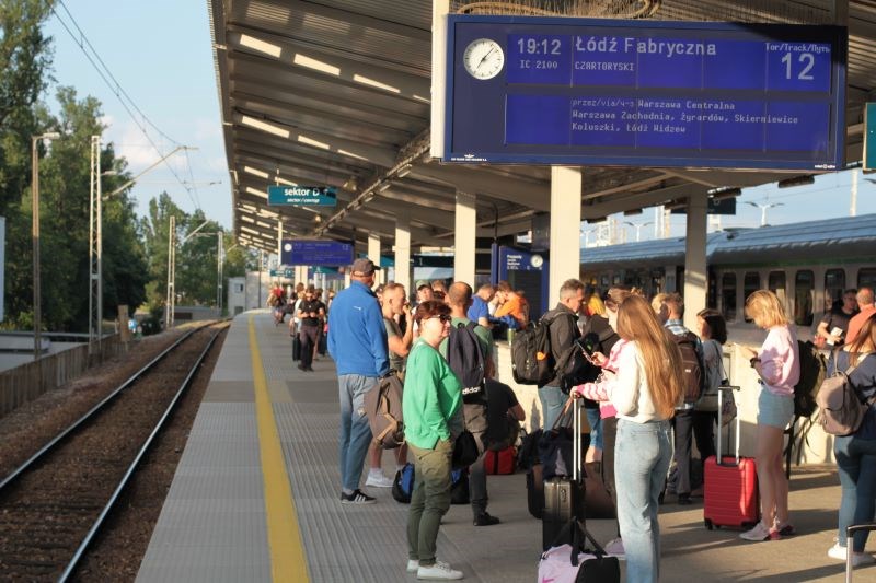 UTK: Rekordowy lipiec. Przewozy po raz pierwszy przekroczyły 40 mln pasażerów