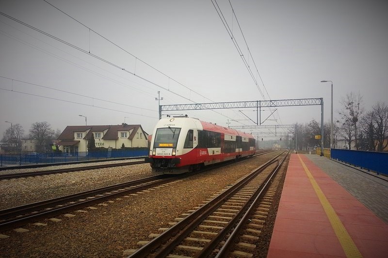 Nieco więcej pociągów Kutno – Toruń w weekendy