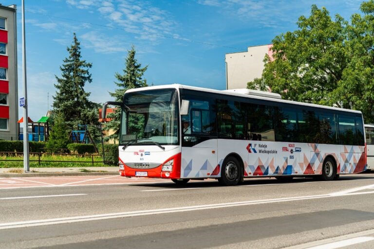 Koleje Wielkopolskie uruchamiają pierwsze autobusy. Z Konina do Turku. Uboga oferta