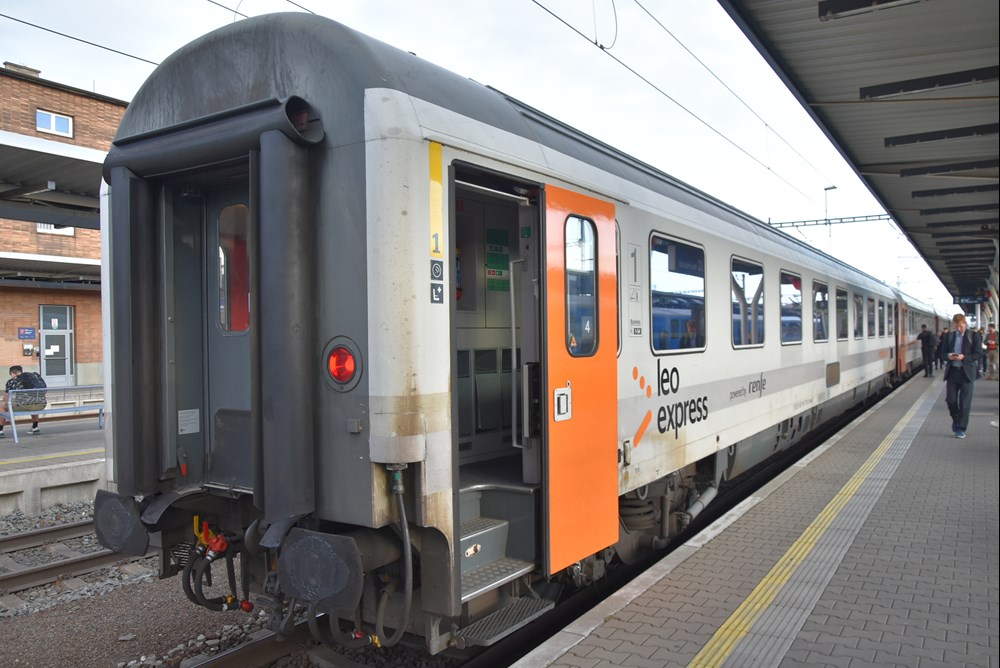 Czechy. Nowe połączenia Leo Express z klasycznymi wagonami zamiast Talgo