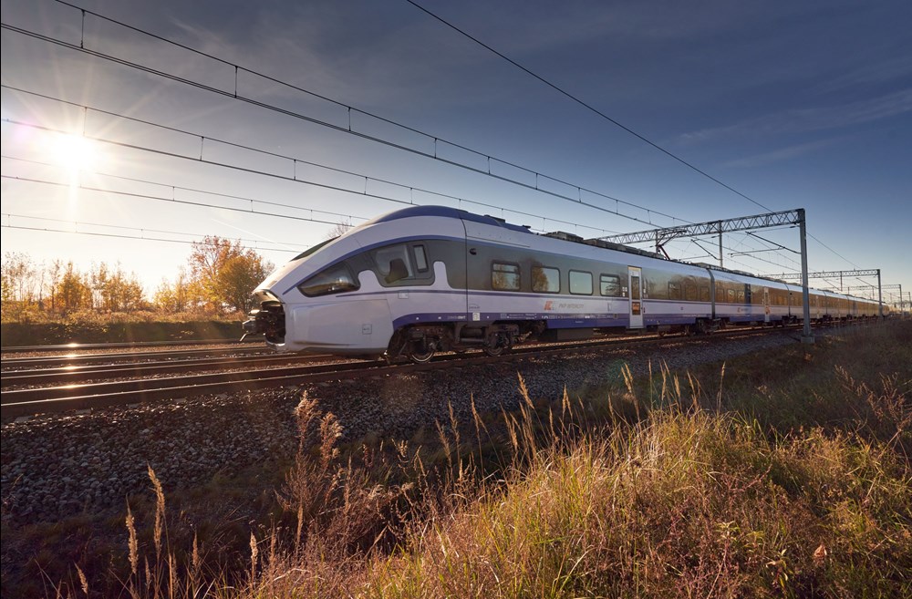 PGE Energetyka Kolejowa będzie dalej dostarczać energię dla PKP Intercity