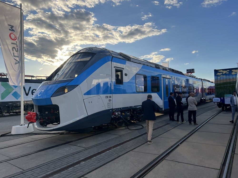 Na InnoTrans Alstom pokazuje Coradie Stream dla Kolei Włoskich
