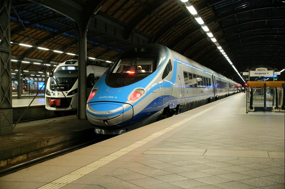 Wrocław traci Pendolino, ale zyskuje więcej ekspresów do Warszawy
