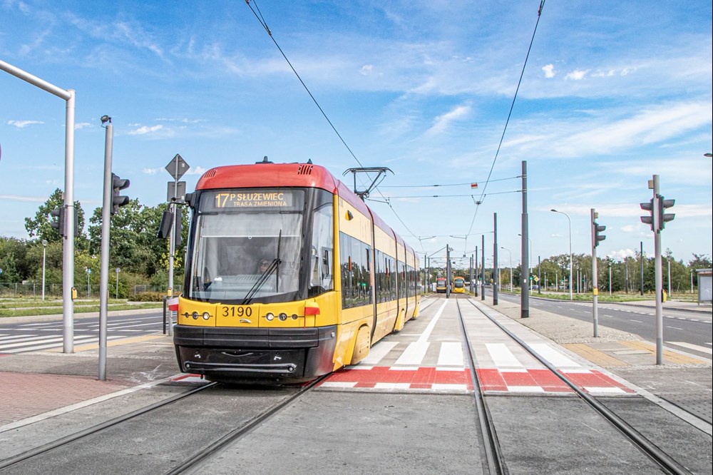 3 oferty na nowe tramwaje dla Warszawy. PESA najtańsza